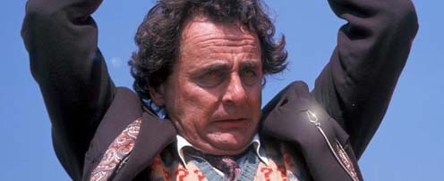DOCTOR WHO - DELTA AND THE BANNERMEN - The Doctor and Ray
